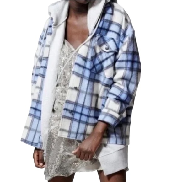 Zara Jackets & Blazers - Zara Overshirt Shacket - Blue & White Plaid Size XS